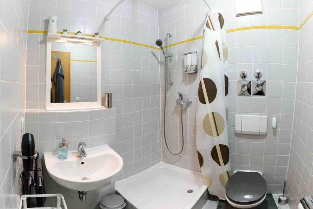 Die Kleine „Louise“ In Der Neustadt Mit Tiefgarage Dresde Extérieur photo